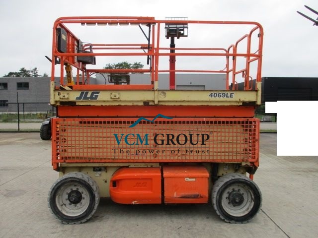 USED MANLIFT 3 units JLG 4069 2004 from EU